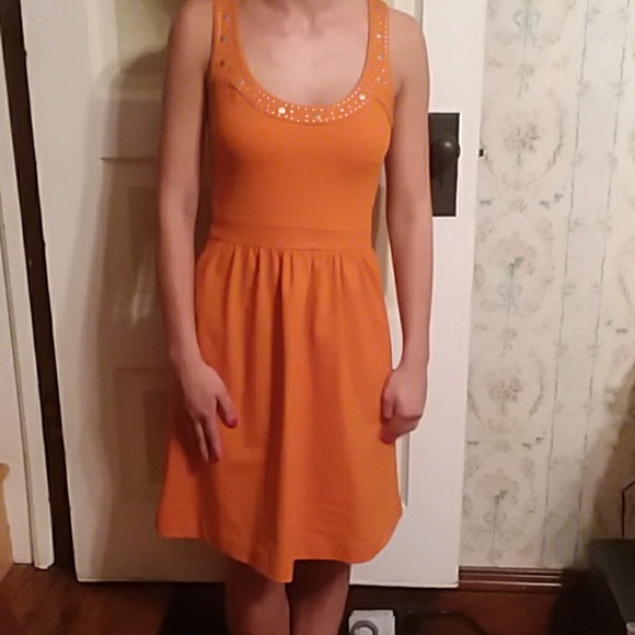 Cynthia Rowly Orange dress with gold studs - Picture 2 of 5
